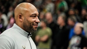 LOS ANGELES LAKERS Trending Image: Lakers' Darvin Ham: Everything to know about new head coach
