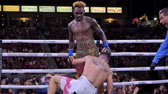 Jermell Charlo stops Castaño, claims 4th belt at 154 pounds
