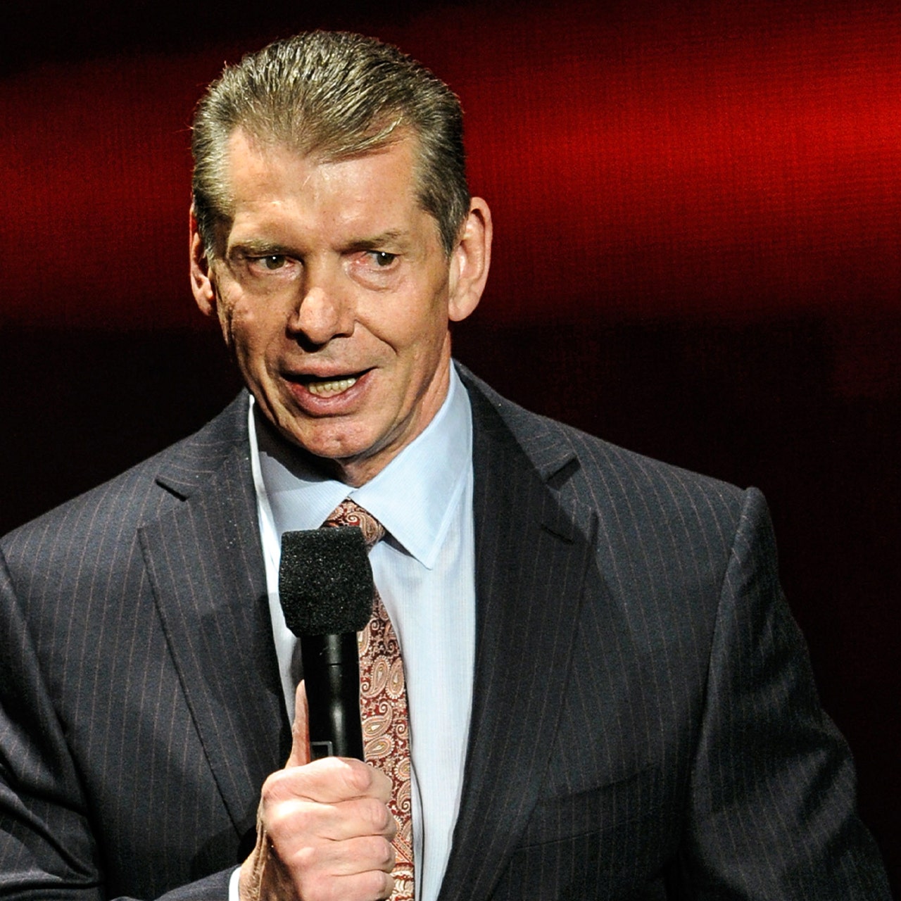Vince McMahon stepping down as WWE CEO amid probe | FOX Sports