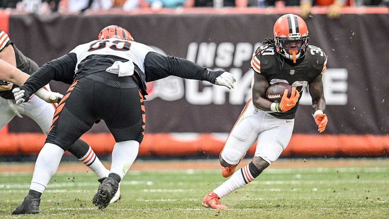 Browns re-sign RB D'Ernest Johnson to one-year deal
