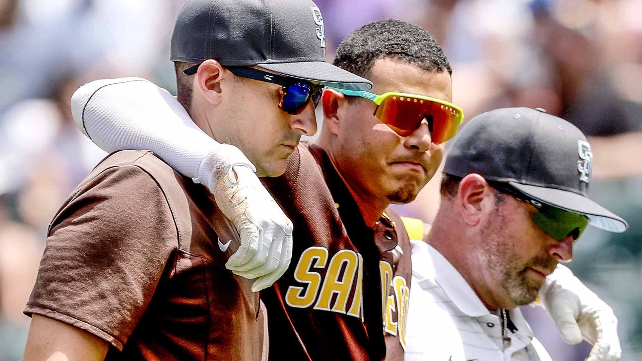 Padres' Machado suffers sprained ankle, X-rays negative