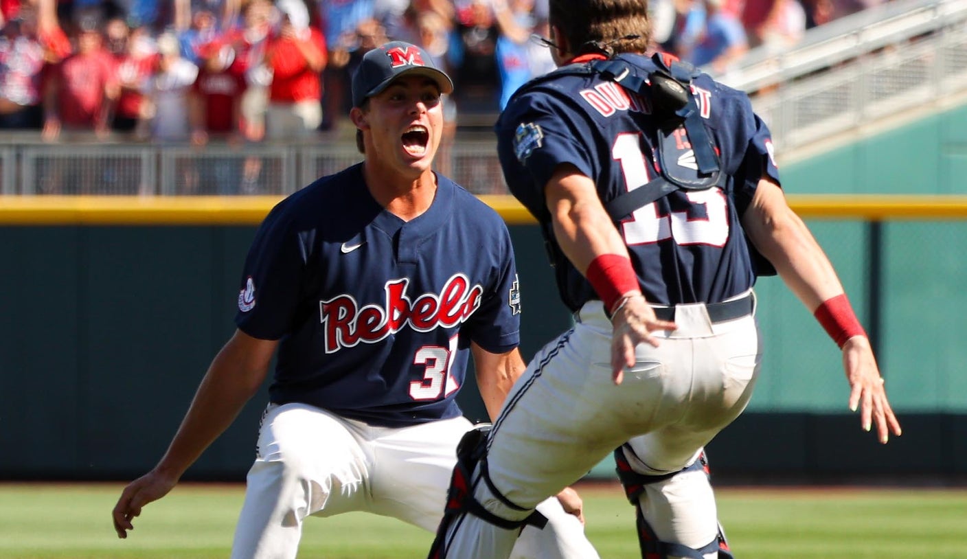 Ole Miss Wins Its First Cws Title Sweeping Oklahoma Fox Sports