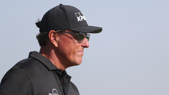 Phil Mickelson signs up for Saudi-backed golf league