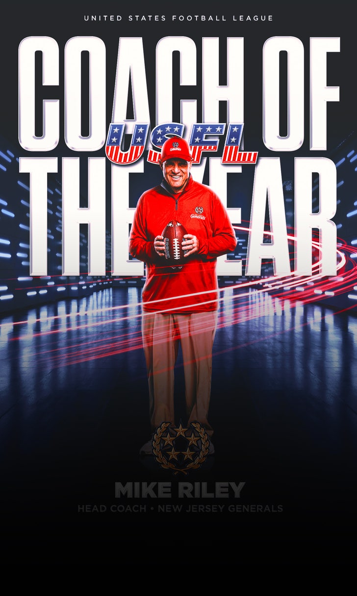 06.21.22_USFL-awards-Coach-of-the-Year.j