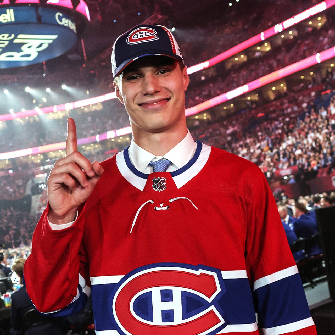 Canadiens select Slafkovsky with the No. 1 pick at the NHL draft - The  Globe and Mail