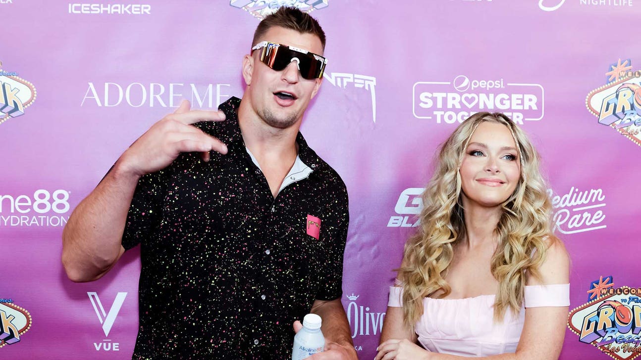 Rob Gronkowski's girlfriend thinks star might return to NFL