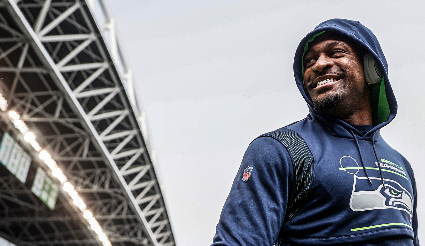 Metcalf agrees to 3-year, $72 million extension with Seahawks
