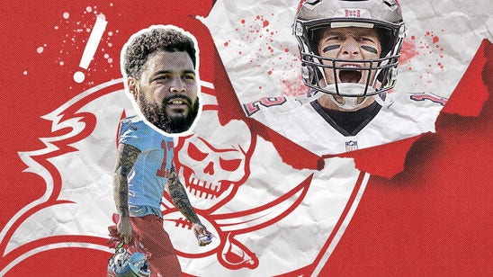 Tom Brady 'shocked' Mike Evans with return to Bucs