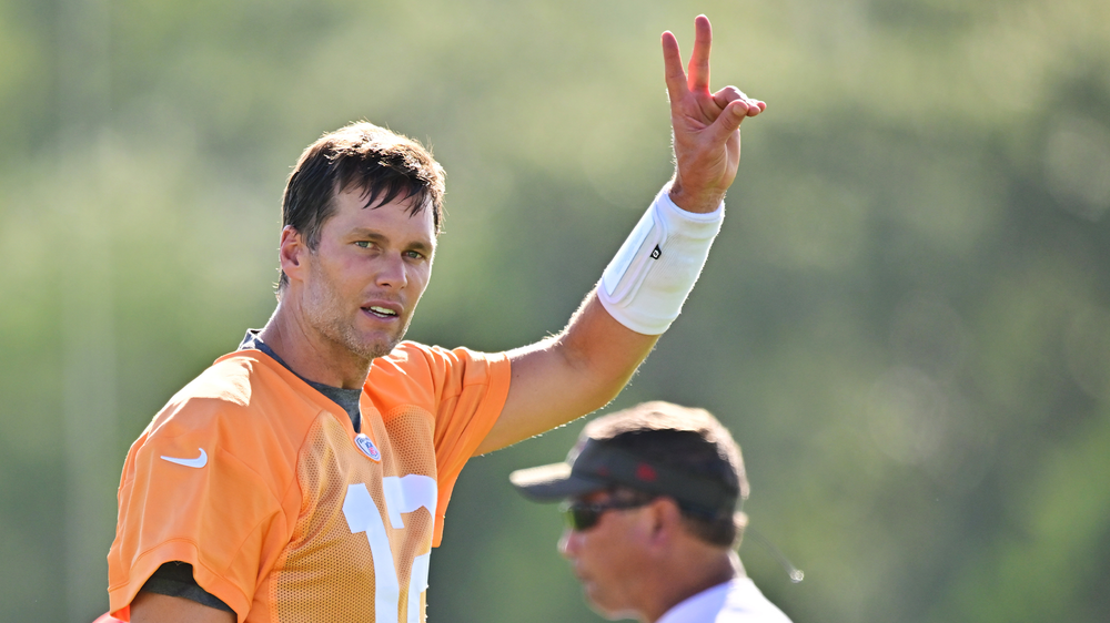 NFL odds Week 7: How to bet Buccaneers-Panthers, pick