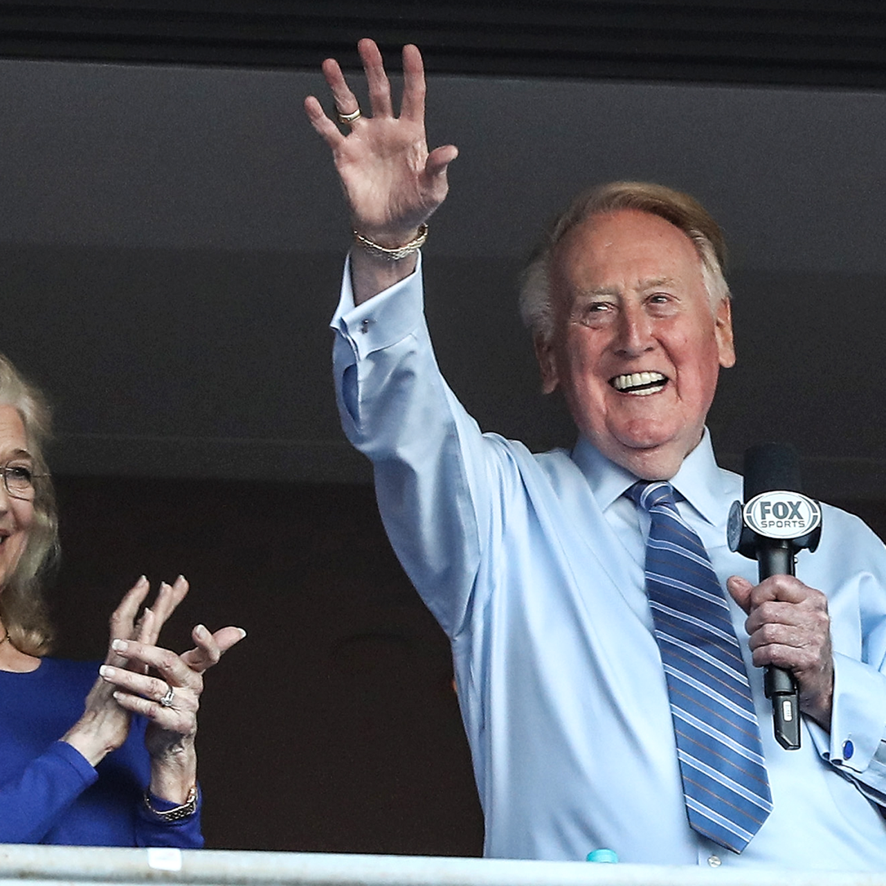 Dodgers to honor Vin Scully in pre-game ceremony