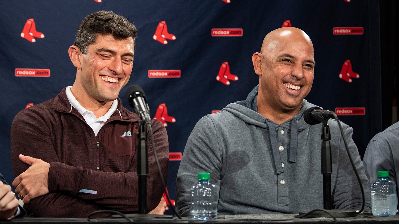 Boston Red Sox sticking with Chaim Bloom, Alex Cora in 2023