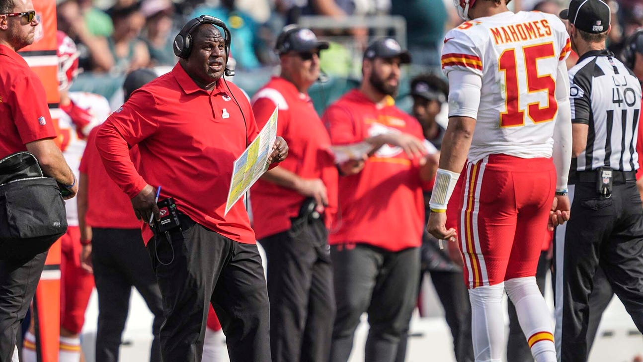 Chiefs' Bieniemy keeps head up as he waits for head coaching job