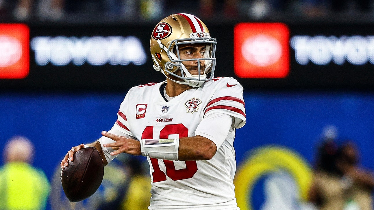 Jimmy Garoppolo agrees to restructured deal to stay with 49ers