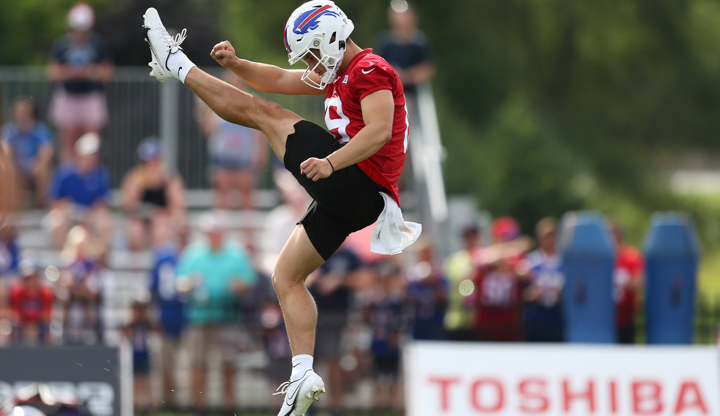 Bills 'Punt God' Matt Araiza beats out veteran Matt Haack for the