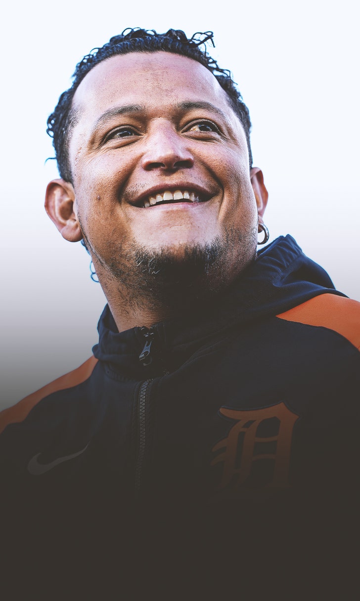 Miguel Cabrera walks back comments, commits to 2023