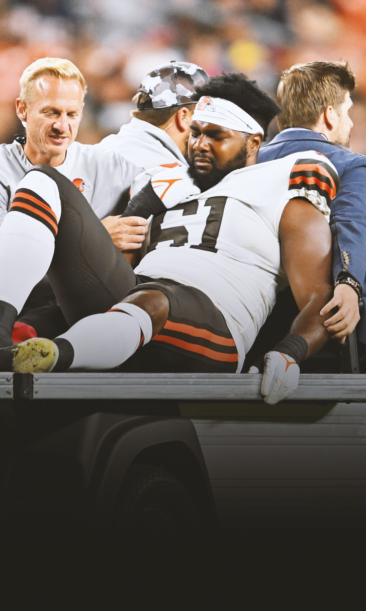 Browns DE and USFL DPOY Chris Odom suffers torn ACL