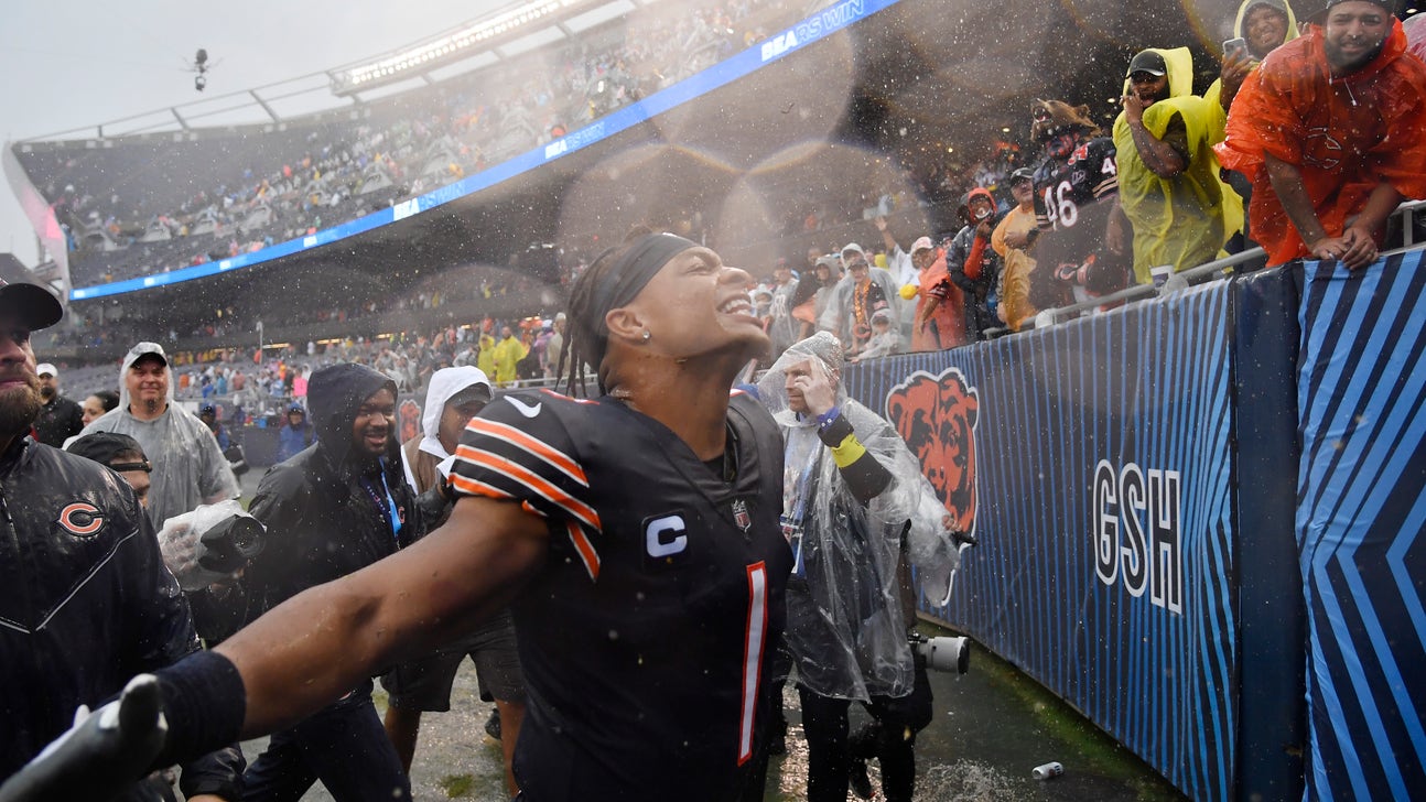 Bears stun 49ers behind Justin Fields, improved defense
