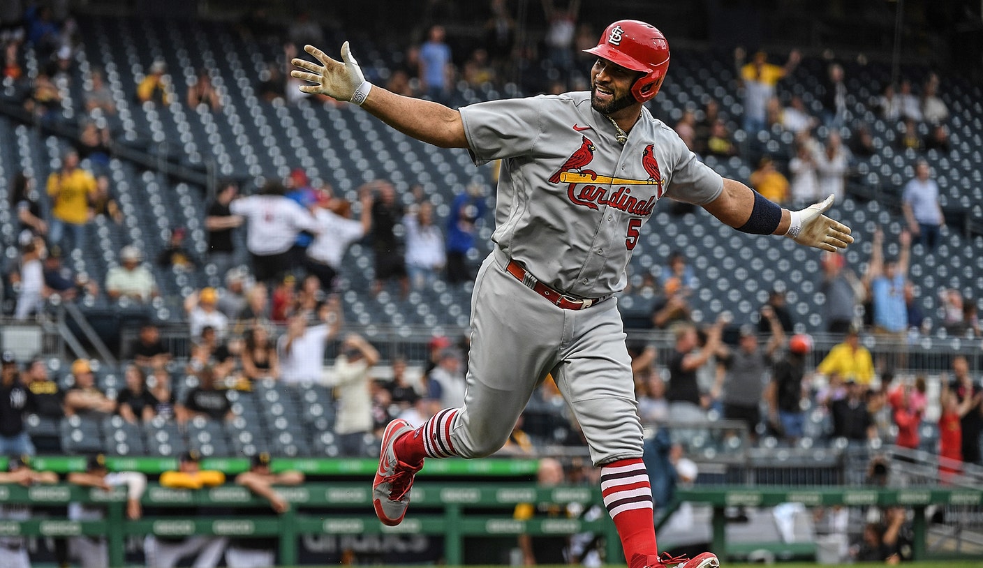 Albert Pujols belts 697th home run, passing A-Rod into 4th on all