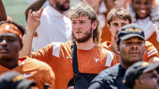 Who is Texas' starting QB? Sark insists Card, Ewers both 'day-to-day'