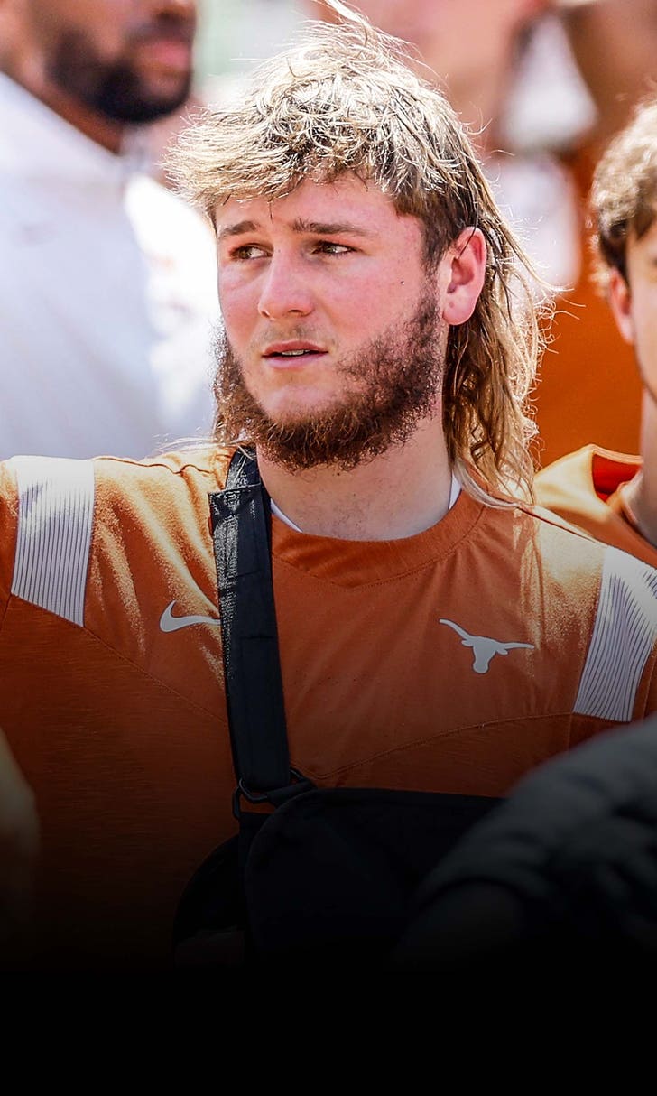 Who is Texas' starting QB? Sark insists Card, Ewers both 'day-to-day'