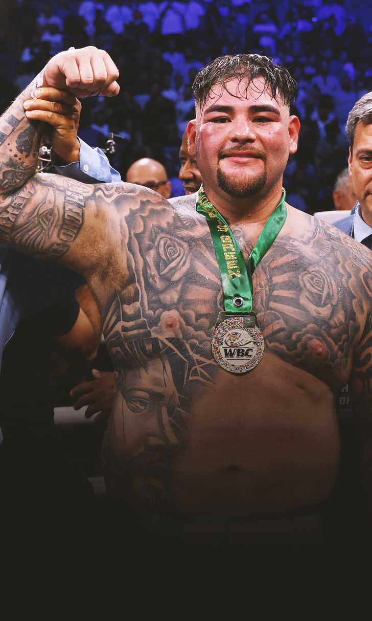 Andy Ruiz beats Luis Ortiz by decision in heavyweight showdown