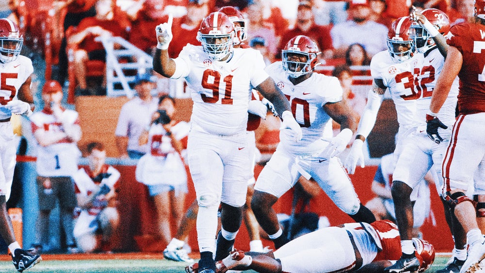 AP Top 25: Alabama retakes No. 1 from Georgia; Kansas snaps drought