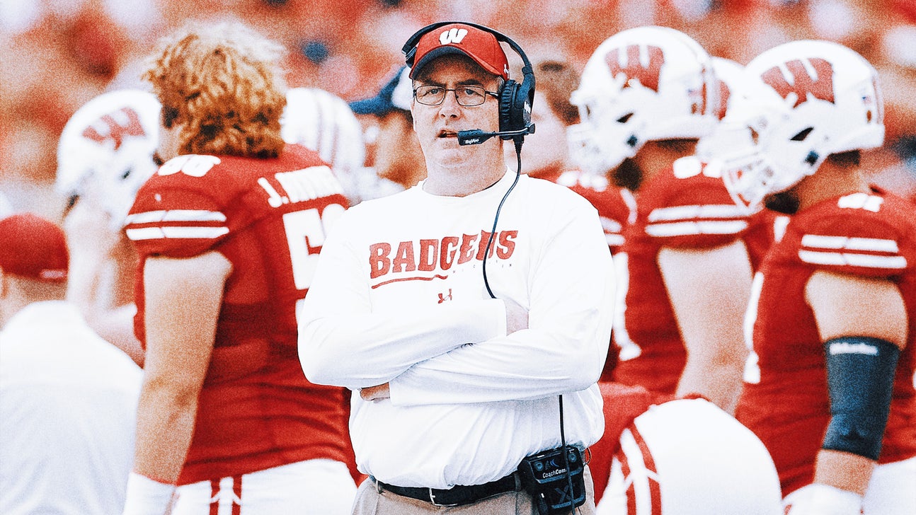 Wisconsin fires head coach Paul Chryst