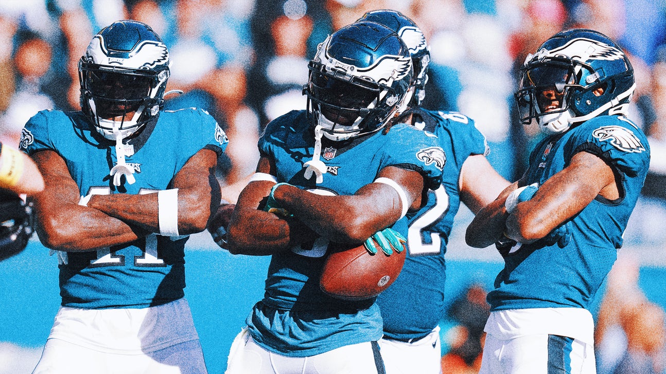 Eagles' A.J. Brown points at Steelers DBs to celebrate historic half