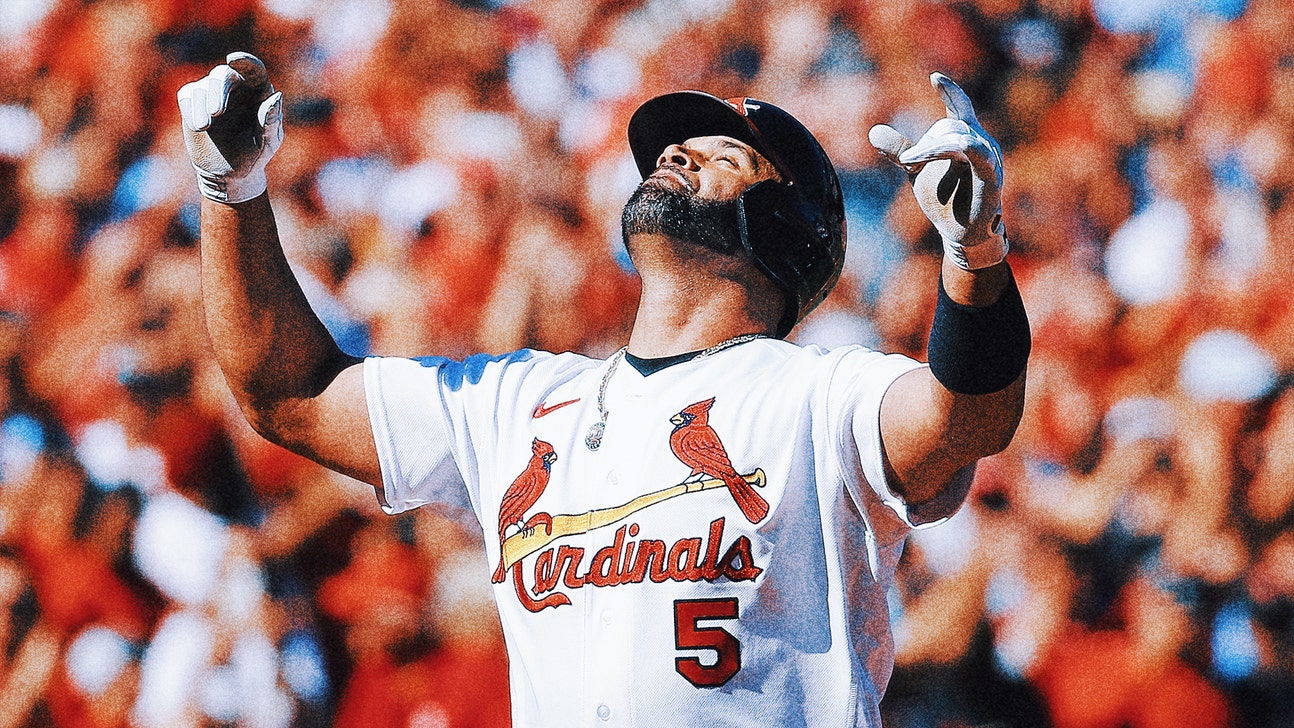 Cardinals' Albert Pujols hits 702nd homer