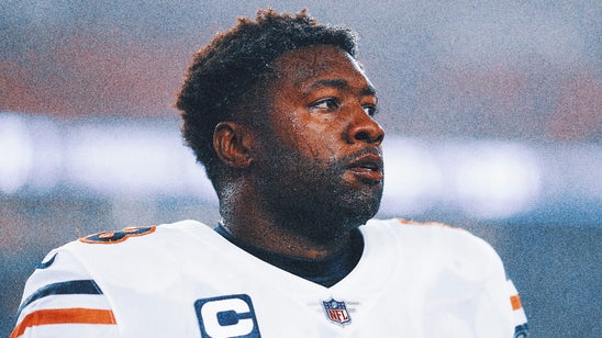 Bears LB Roquan Smith traded to Ravens for two draft picks