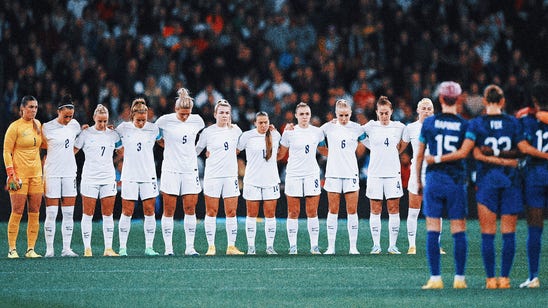 USWNT fall to England in preview of potential World Cup clash