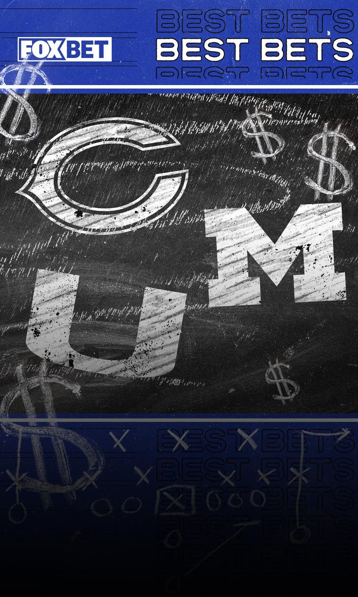 NFL and college football odds: Best bets for Michigan-Indiana, Bears-Vikings