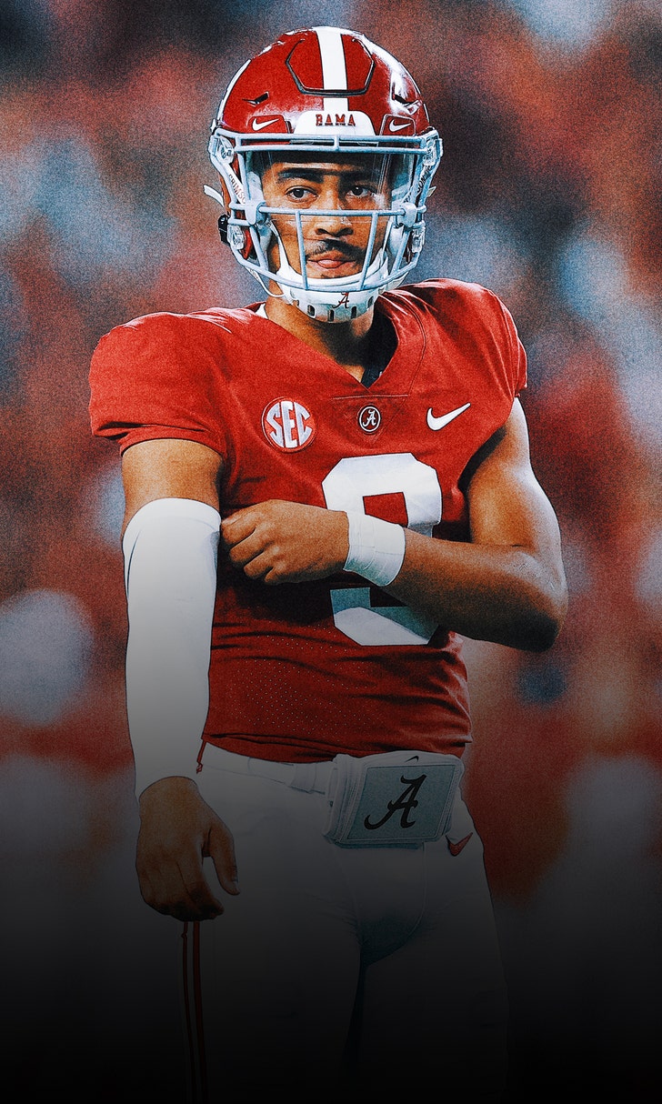 Alabama's Bryce Young day-to-day with shoulder sprain