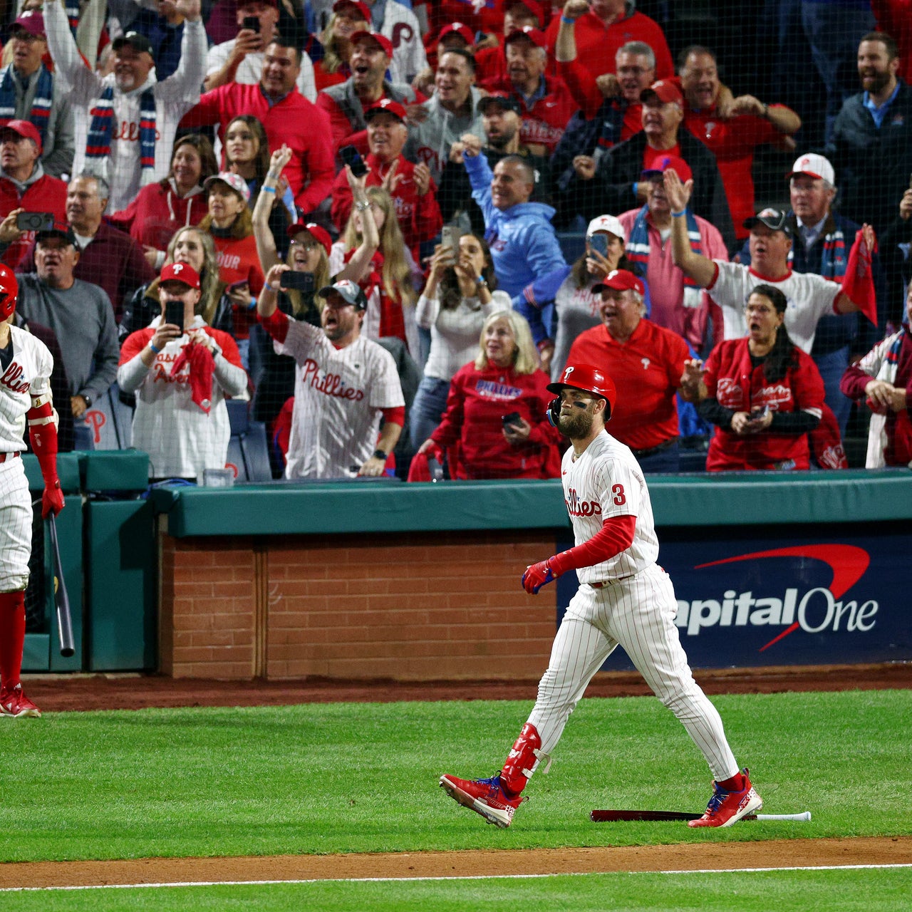 Harper's HR powers Phillies past Padres, into World Series - Seattle Sports