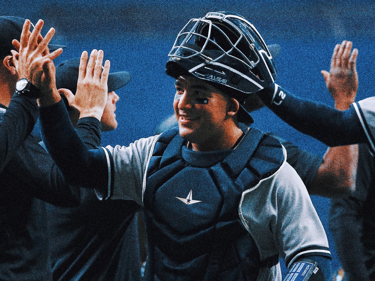 Yankees' Jose Trevino wears full uniform for son's career day