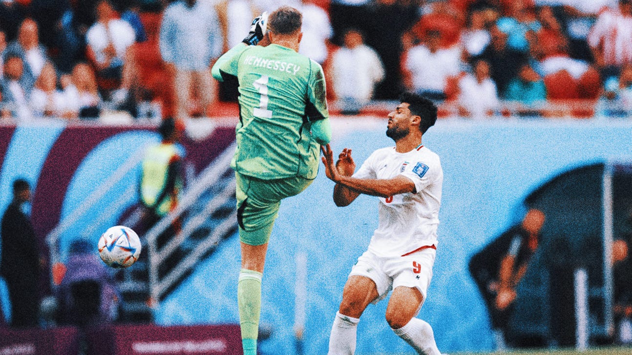 Late red card changes everything for Iran, Wales — and USMNT