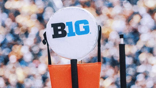 Big Ten punishes Michigan, Michigan State for tunnel incident