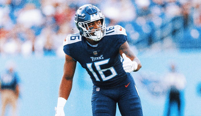 Start or sit Week 1: Chigoziem Okonkwo, Treylon Burks, Titans D/ST