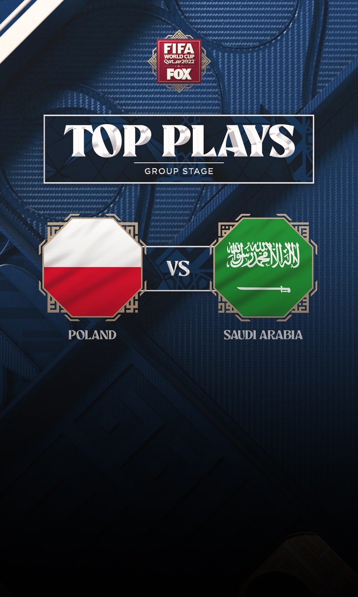 Robert Lewandowski's first World Cup goal highlights Poland's 2-0 win over Saudi Arabia