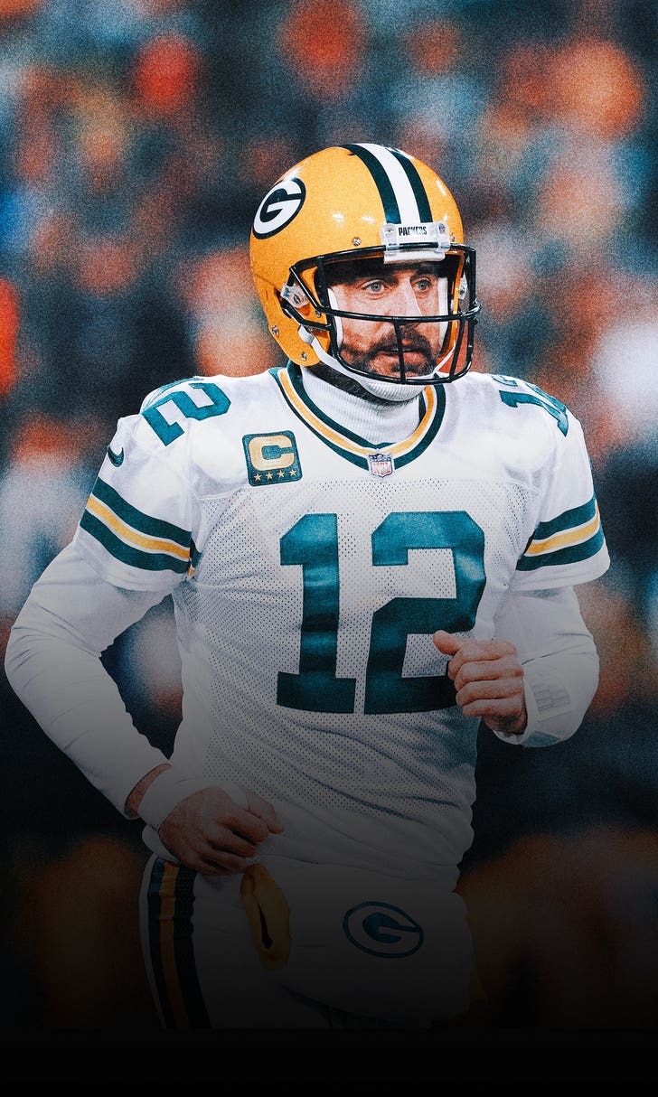 Packers QB Aaron Rodgers confirms he's been playing with broken thumb