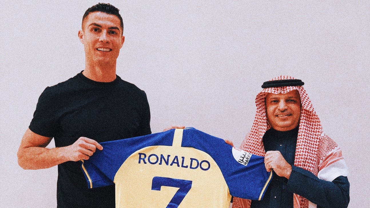 Cristiano Ronaldo signs mega-deal with Saudi Arabian club Al Nassr