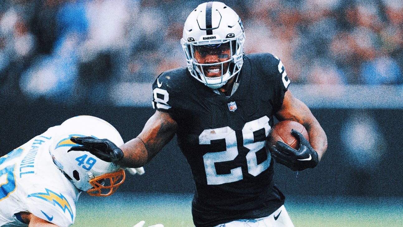 How RB Josh Jacobs, old-school football have transformed Raiders