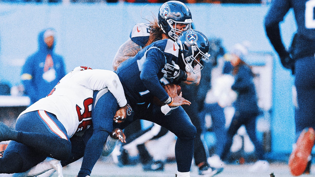 Texans stun Titans, shake up AFC South race