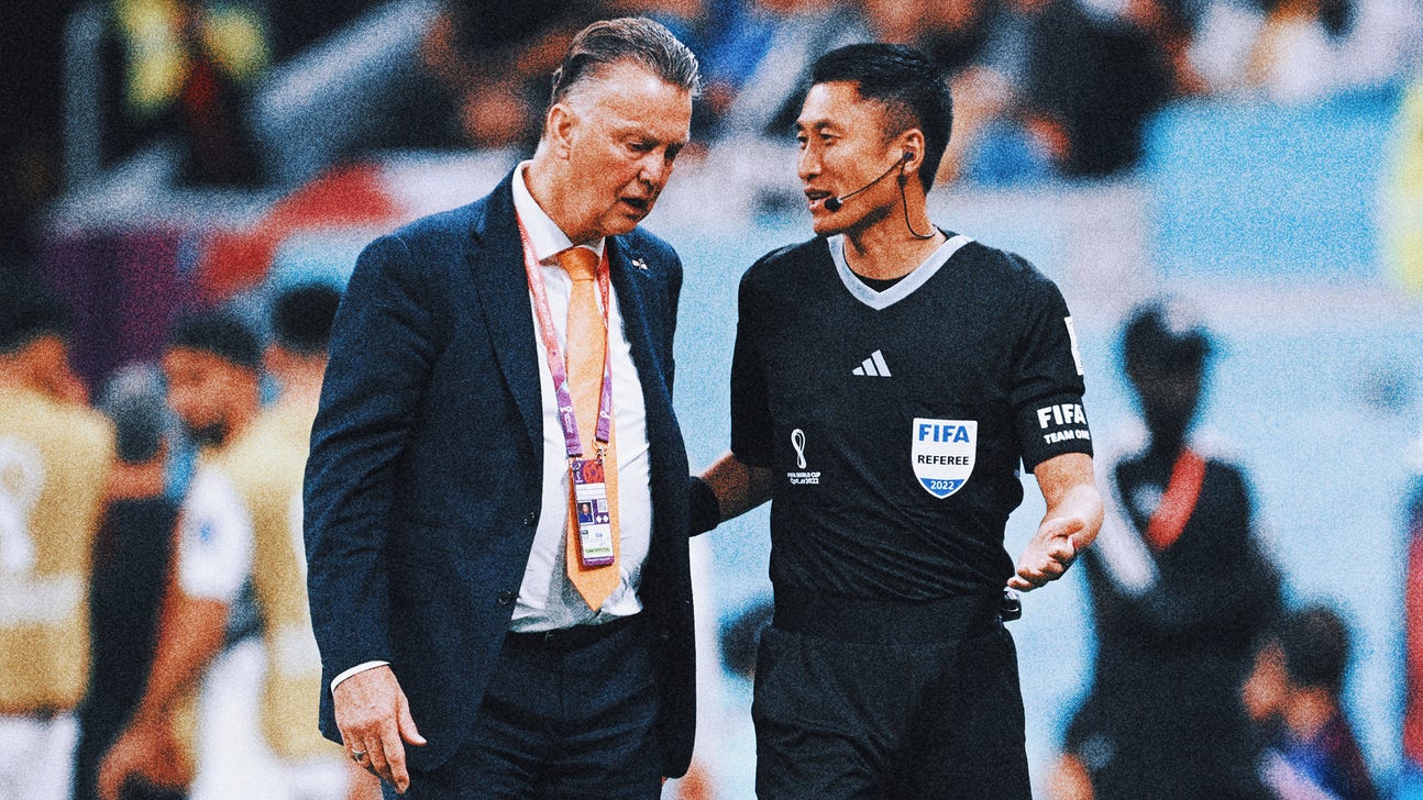 Netherlands, fighting flu outbreak ahead of U.S. match, makes surprise pivot