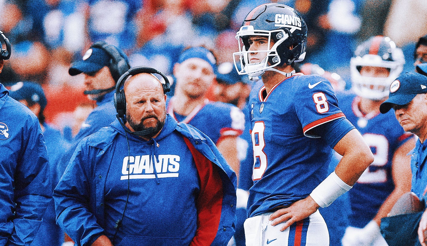 Giants' playoff hopes rest in hands of Daniel Jones, faulty passing game