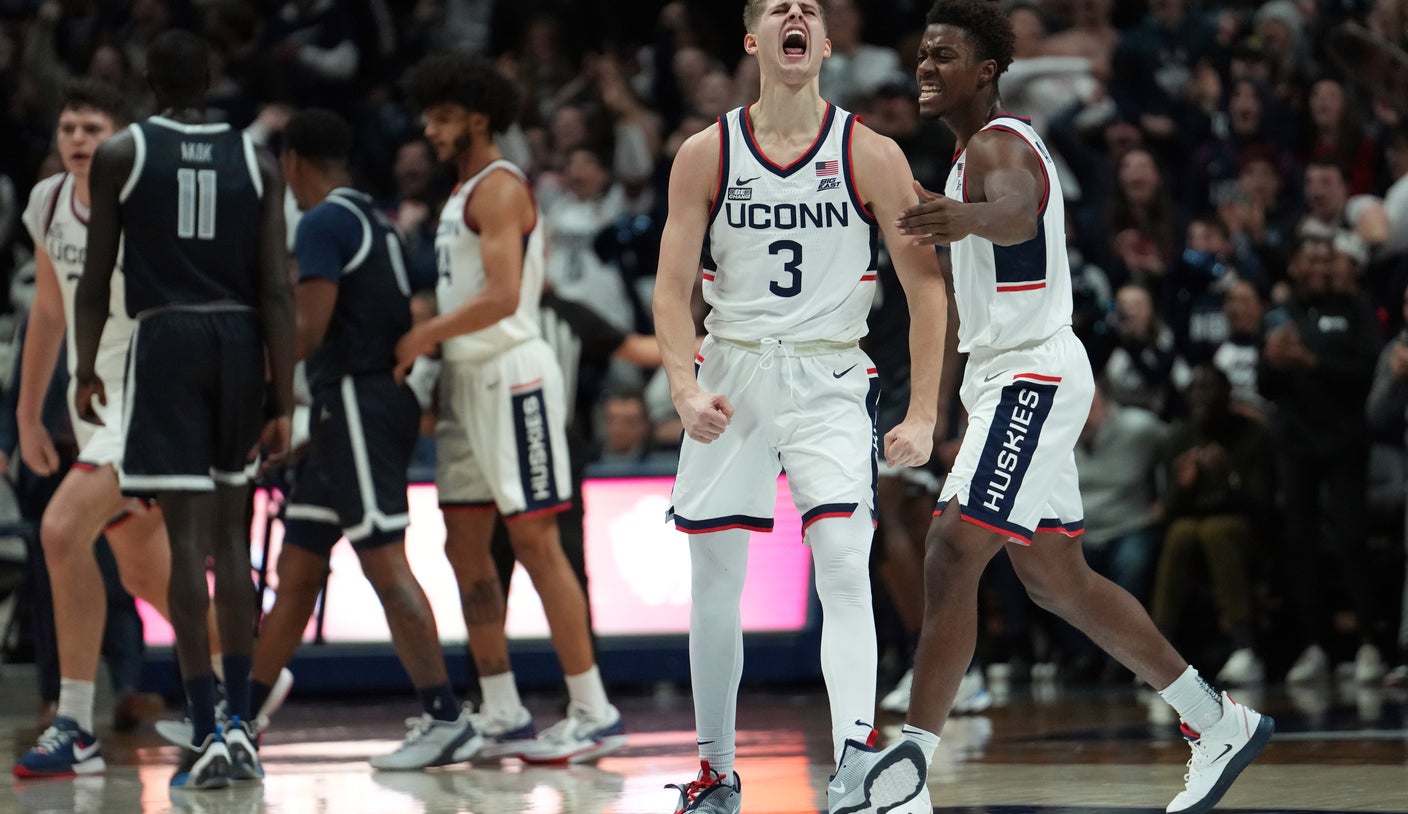 College basketball power rankings: UConn, Arizona keep rolling
