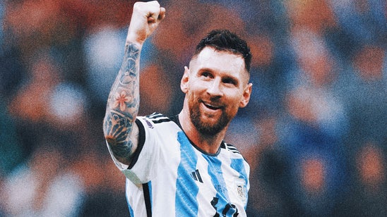 2022 World Cup: Argentina fans sing Messi's name after semifinal win