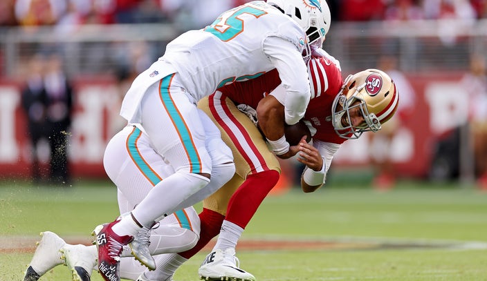 49ers vs. Dolphins score: Jimmy Garoppolo benched during Dolphins' blowout  victory over 49ers 