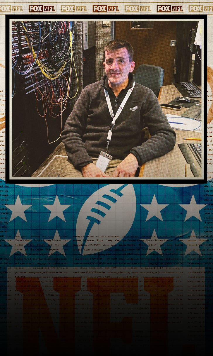 Behind the scenes with FOX's NFL crew: The Philly special