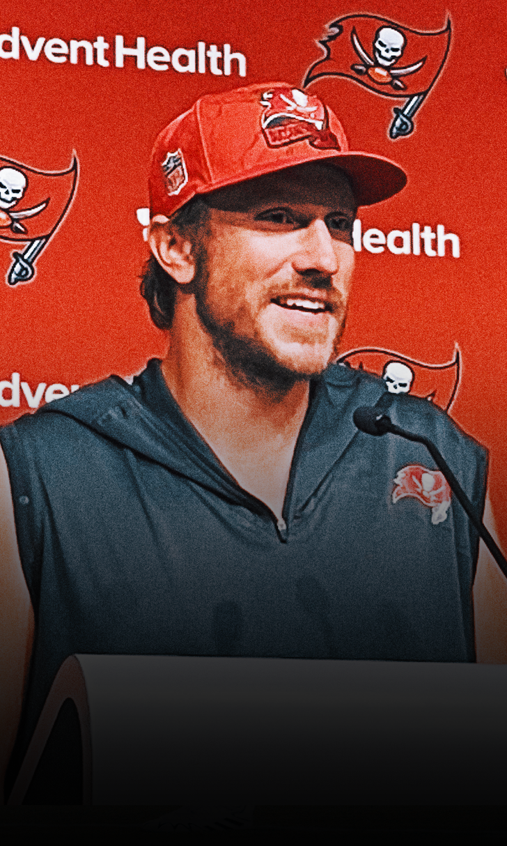 Bucs QB Blaine Gabbert helped in rescue of helicopter passengers, saving 4